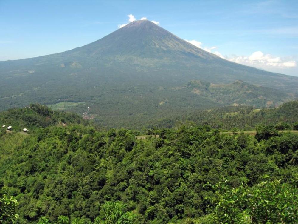 En este momento estás viendo 10 De los más peligrosos volcanes del mundo